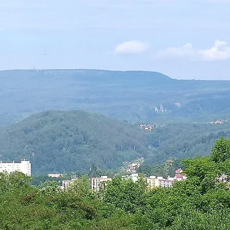 Apartmany Sharka -Sarka Justrova Apartment Decin