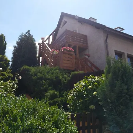 Sharka -sarka Justrova *