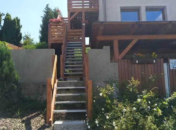 Apartamento Sharka -šárka Justrová Decin